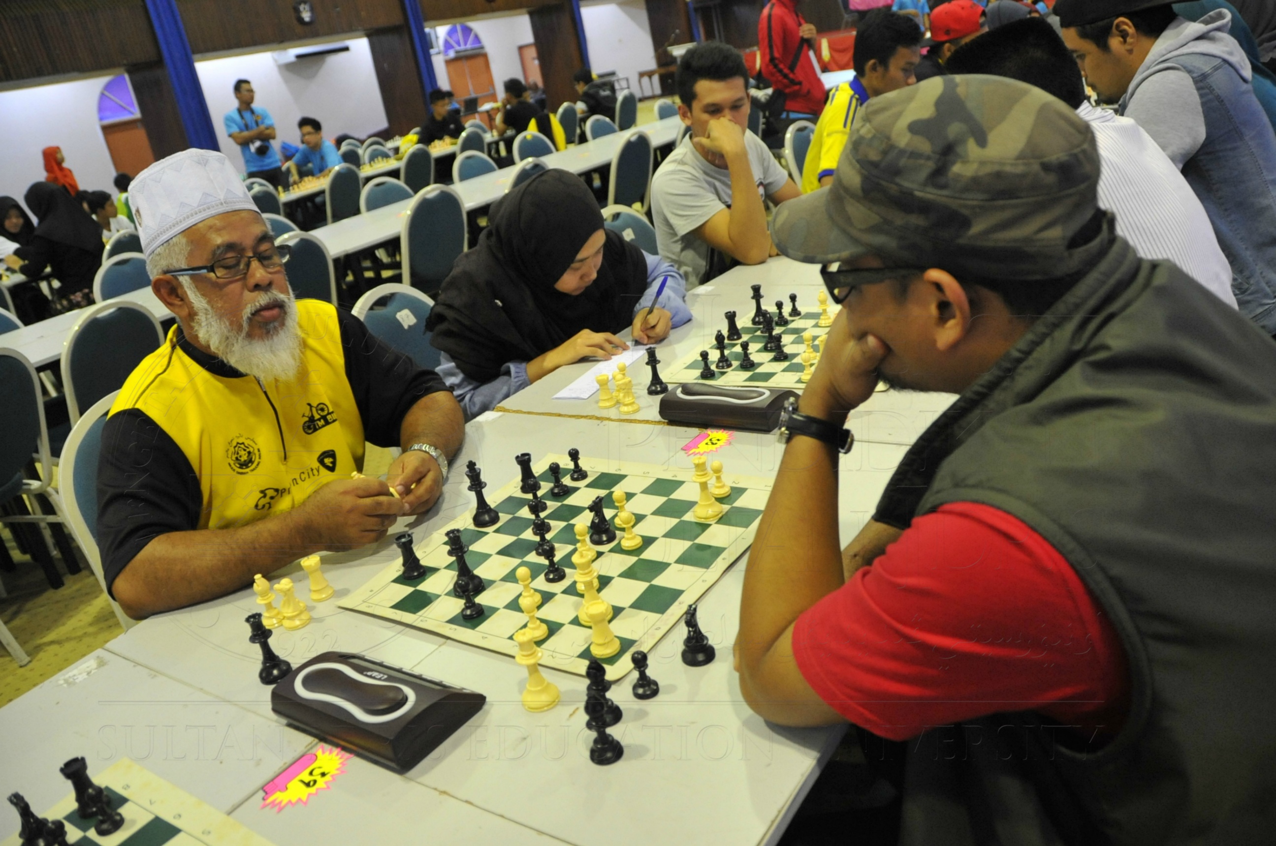 PRO15 158 CATUR HAS 9149